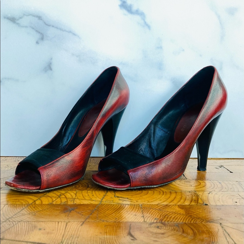 Marc Jacobs Red Leather Open Toe Pumps 38/8